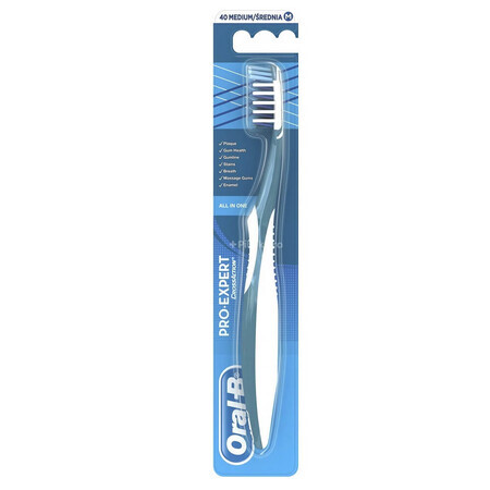 Cepillo de Dientes Manual Pro-Expert CrossAction All In One, 40 Mediano, Oral-B