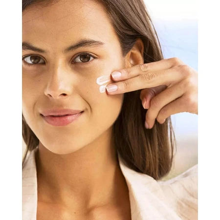 Isdin Fusion Water Age Repair Fluid de protectie solara pentru fata cu SPF 50 , 50 ml