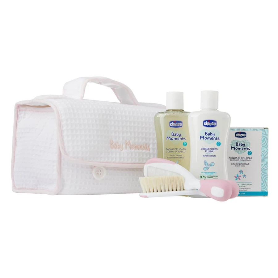 Chicco Baby Moments Pink Washing Lotion, 200ml + Body Lotion, 200ml + Eau de parfum, 100ml + brush and comb + make-up bag