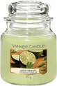 Yankee Candle Vela Arom&#225;tica Cl&#225;sica Mediana Lima y Cilantro 411 g