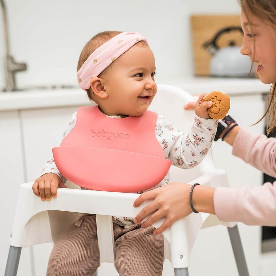 BabyOno, soft bib with pocket and adjustable closure, pink, from 6 months