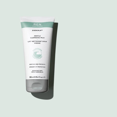 REN Clean Skincare Evercalm(TM) Lapte de curățare facială delicat, calmant și protector pentru piele sensibilă 150 ml