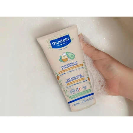 Mustela set, nourishing shampoo for easy detangling, long, curly, wavy hair, from day 1, 200 ml + conditioner for easy detangling hair, 200 ml