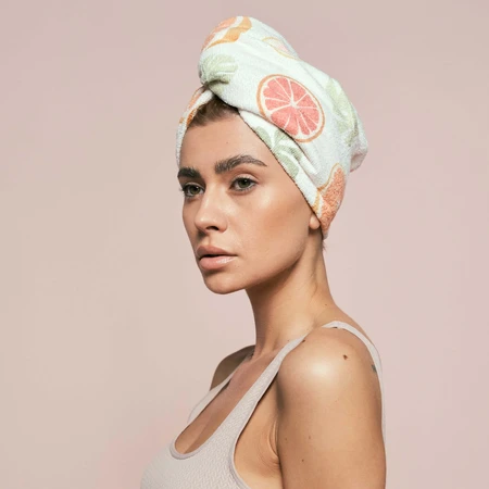 Toalla de pelo con botón Bikini Martini, Meloni Care