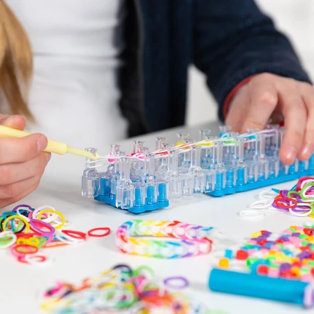 Set creativo DIY con gomas elásticas