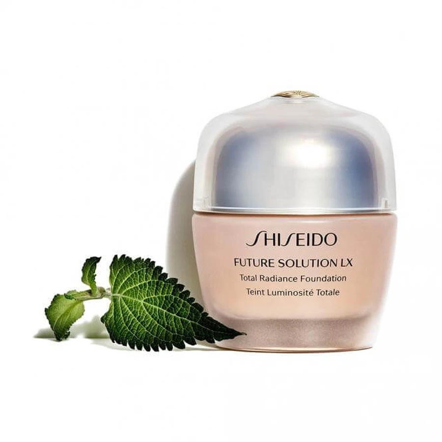 Shiseido Future Solution LX Total Radiance Foundation SPF15 Golden 3 30ml