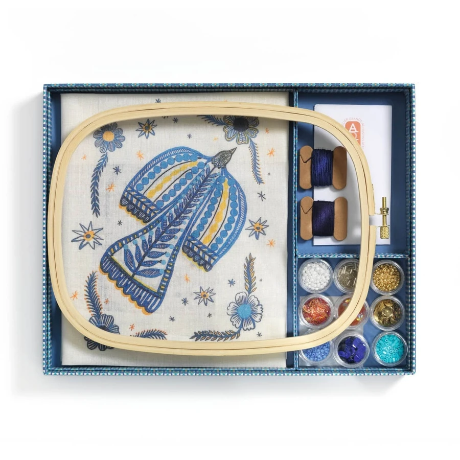 Atelier creativ 59 pentru adulti Broderie cu margele, Djeco