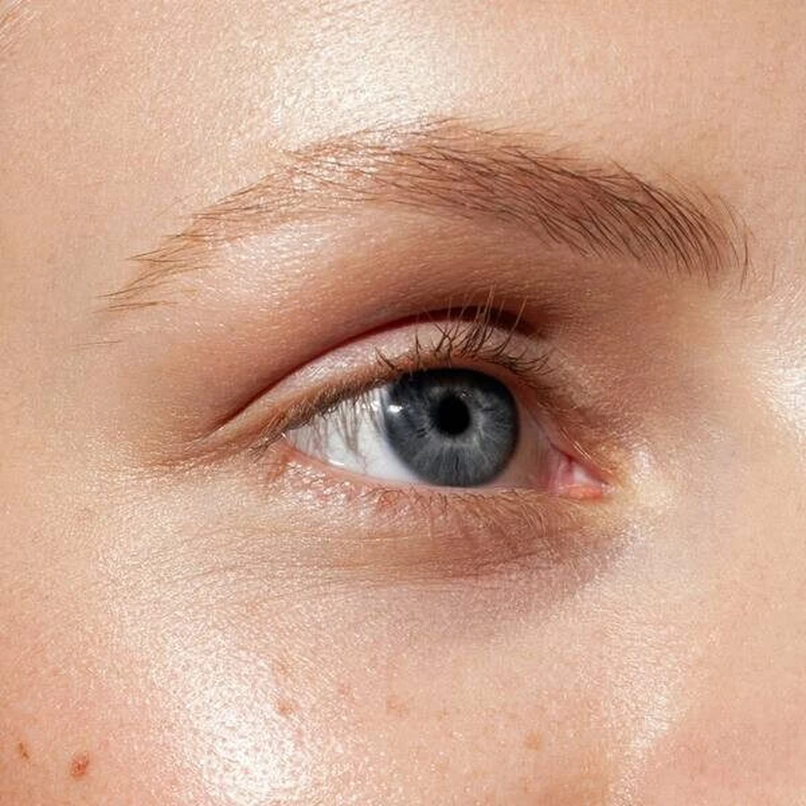 Madara The Brow Pencil, creion pentru sprâncene, maro deschis, 1 g