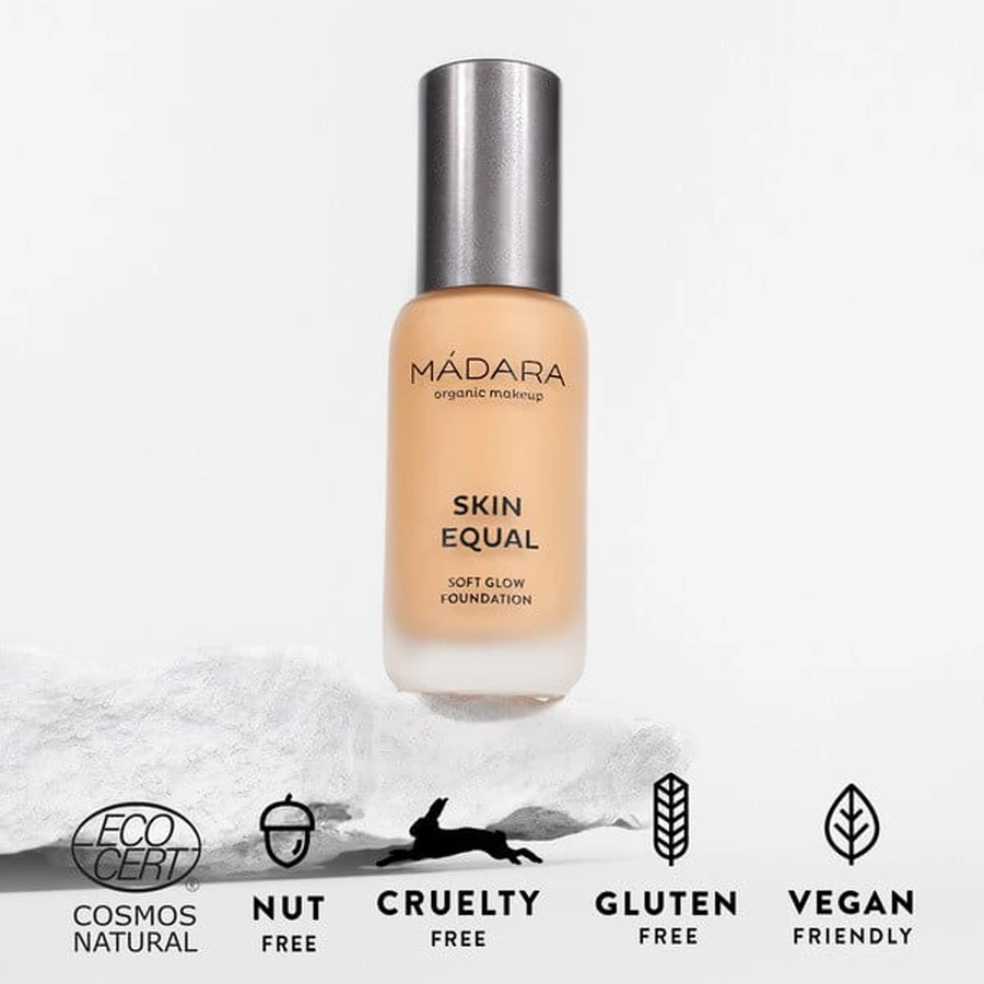 Madara Skin Equal, Soft Glow Foundation SPF15, Grundierung, Sand 40, 30 ml.