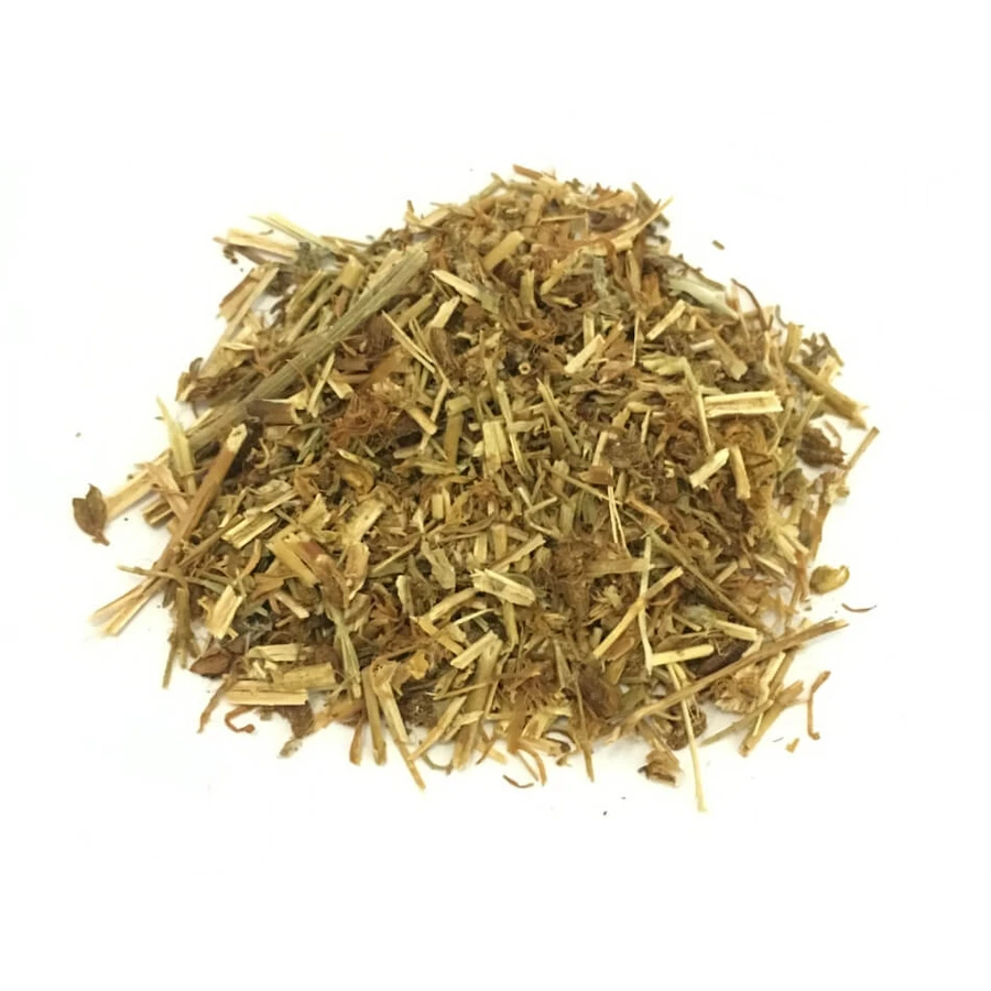  Hypericum en tisane coupée avec la partie supérieure fleurie