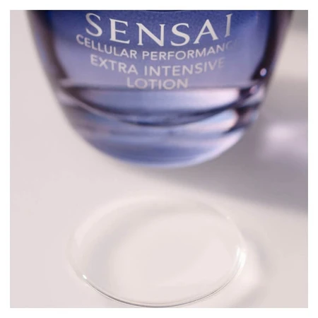 Kanebo Sensai Cellular Performance Extra Intensive – loțiune hidratantă revitalizantă anti-îmbătrânire 125 ml