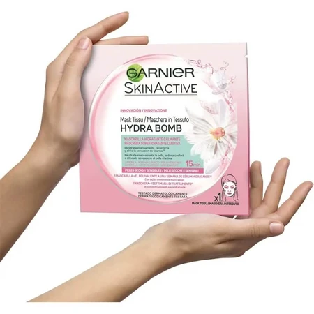 Garnier Skinactive Hydra Bomb Super-Hydrating Fabric Mask: Beruhigend für trockene und empfindliche Haut